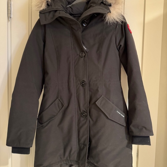 Canada Goose Jackets & Blazers - Women's Canada Goose Rossclair Parka Size Medium